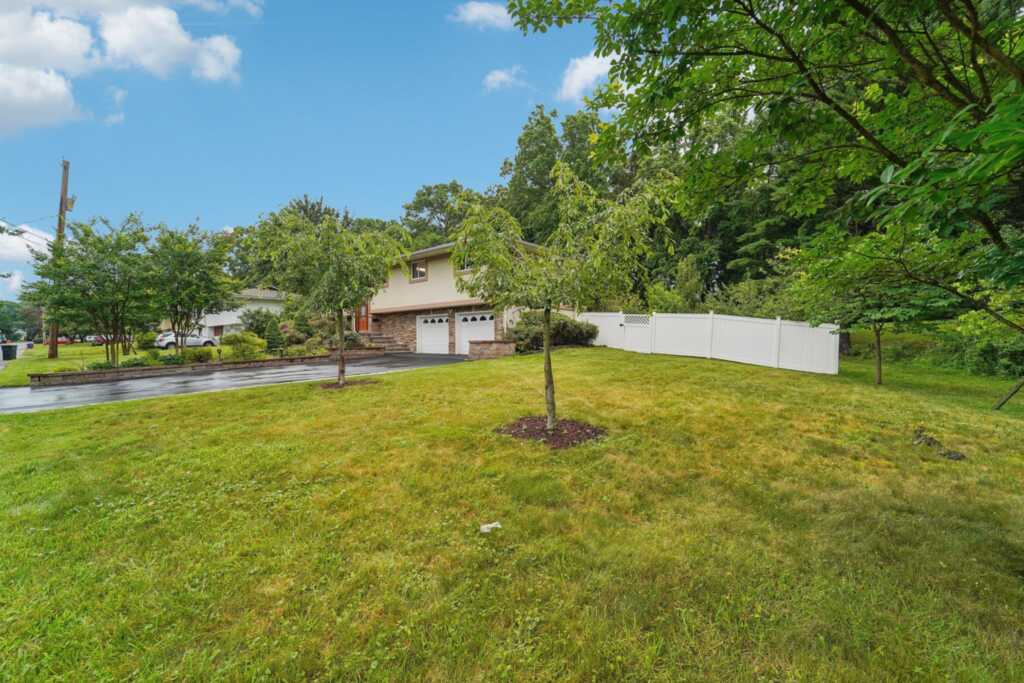 30 Birchwood Terrace, Nanuet, NY 10954 - Photo 43 of 48