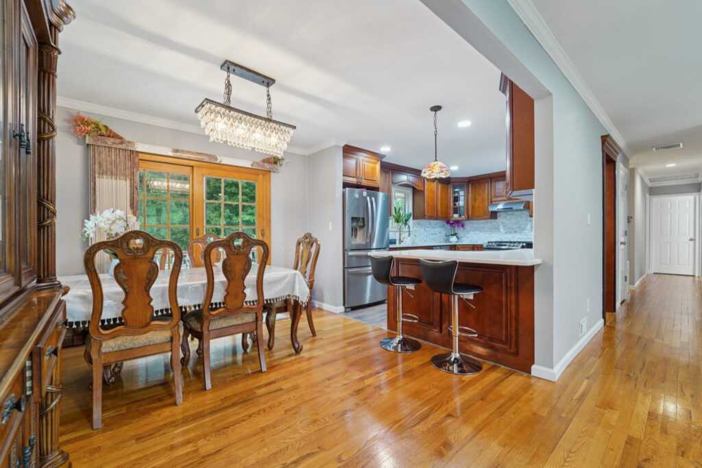30 Birchwood Terrace, Nanuet, NY 10954 - Photo 9 of 48