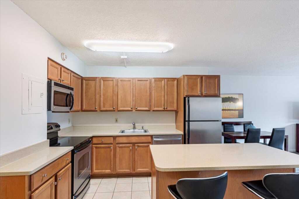 5 Barker Avenue, Unit #206, White Plains, NY 10601 - Photo 4 of 21
