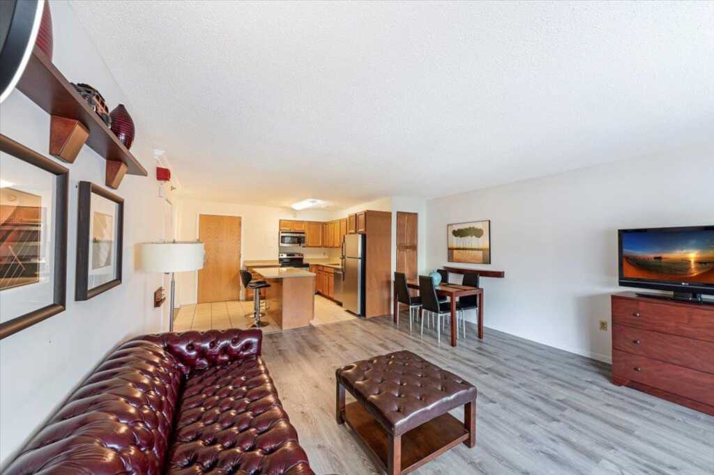 5 Barker Avenue, Unit #206, White Plains, NY 10601 - Photo 8 of 21