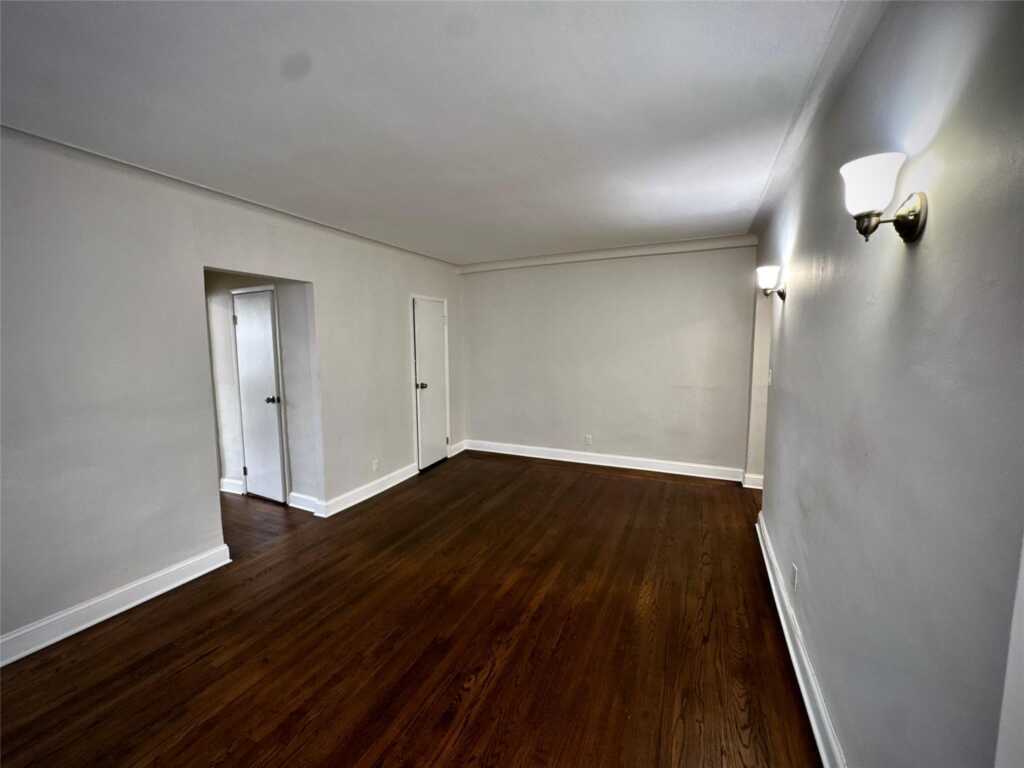 3 Greenridge Avenue, Unit #7B, White Plains, NY 10605 - Photo 5 of 13