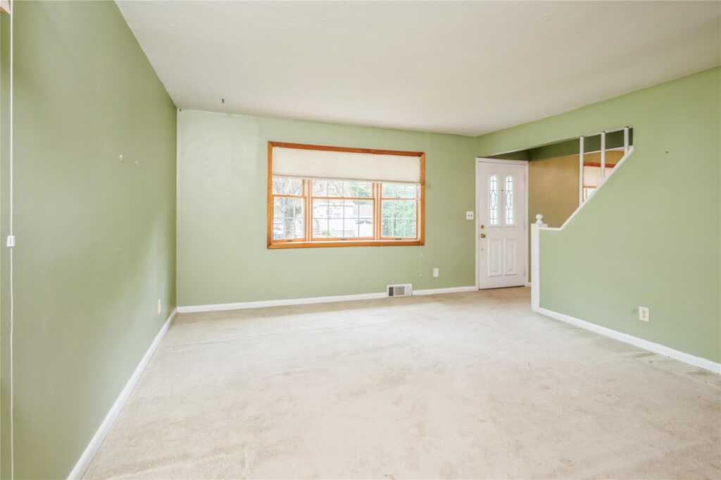 5 Hillaire Place, Nanuet, NY 10954 - Photo 10 of 30