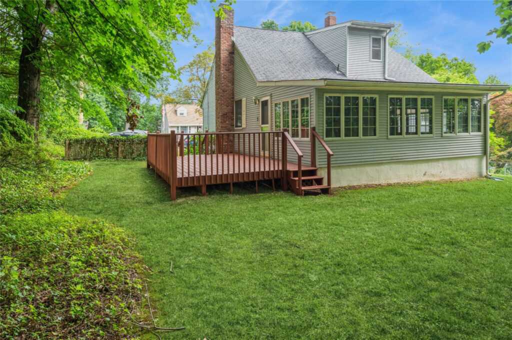 5 Hillaire Place, Nanuet, NY 10954 - Photo 26 of 30