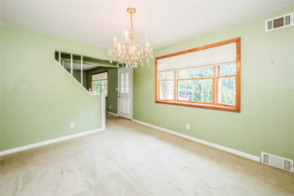 5 Hillaire Place, Nanuet, NY 10954 - Photo 9 of 30