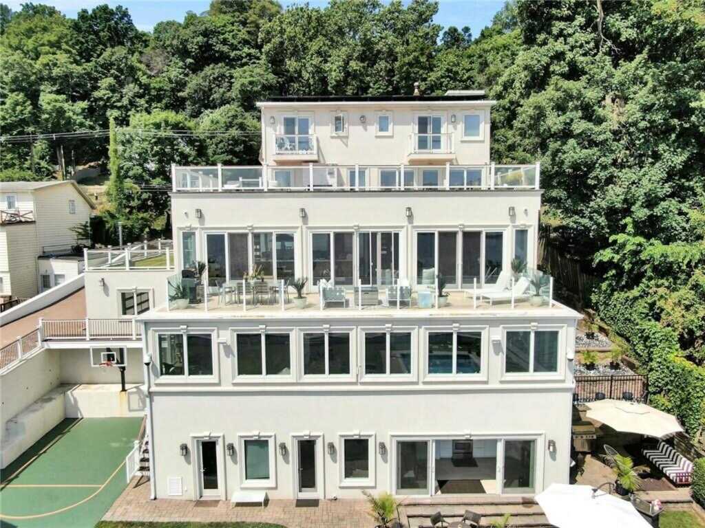 74 River Road, Nyack, NY 10960 - Photo 4 of 36