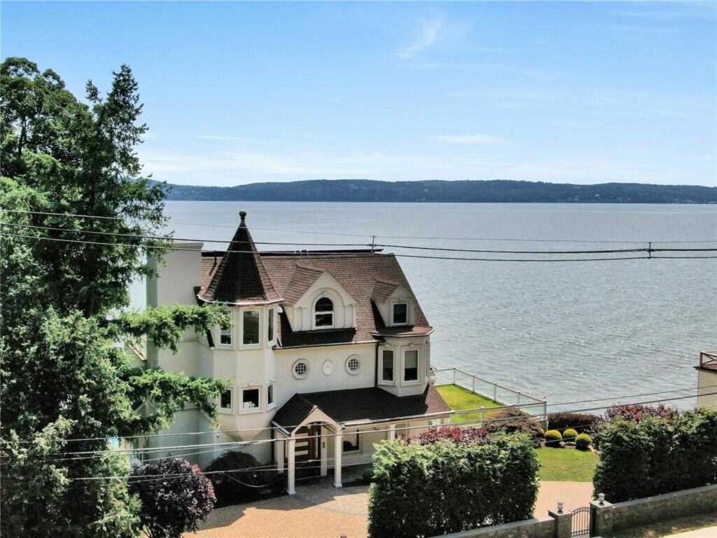 74 River Road, Nyack, NY 10960 - Photo 5 of 36