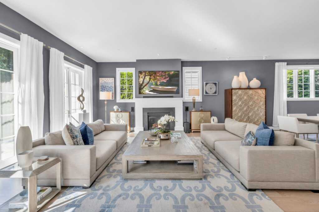 7 Honeysuckle Lane, Rye, NY 10573 - Photo 3 of 50