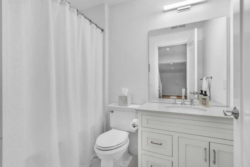 7 Honeysuckle Lane, Rye, NY 10573 - Photo 38 of 50
