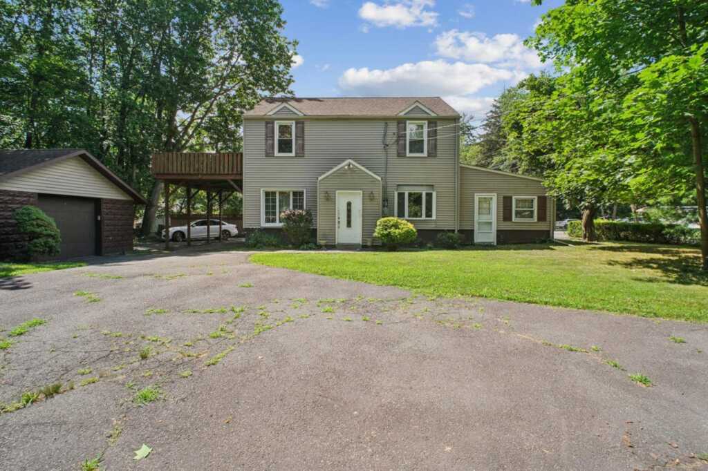 463 Kings Highway, Valley Cottage, NY 10989