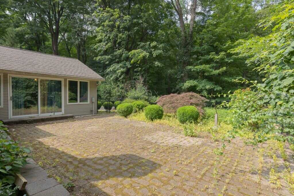 23 Sky Meadow Road, Suffern, NY 10901 - Photo 23 of 36