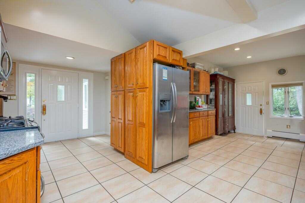 23 Sky Meadow Road, Suffern, NY 10901 - Photo 4 of 36