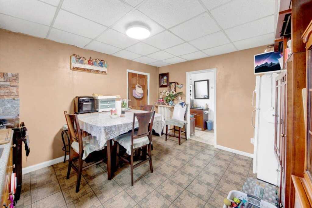 14 Bartels Place, New Rochelle, NY 10801 - Photo 16 of 21