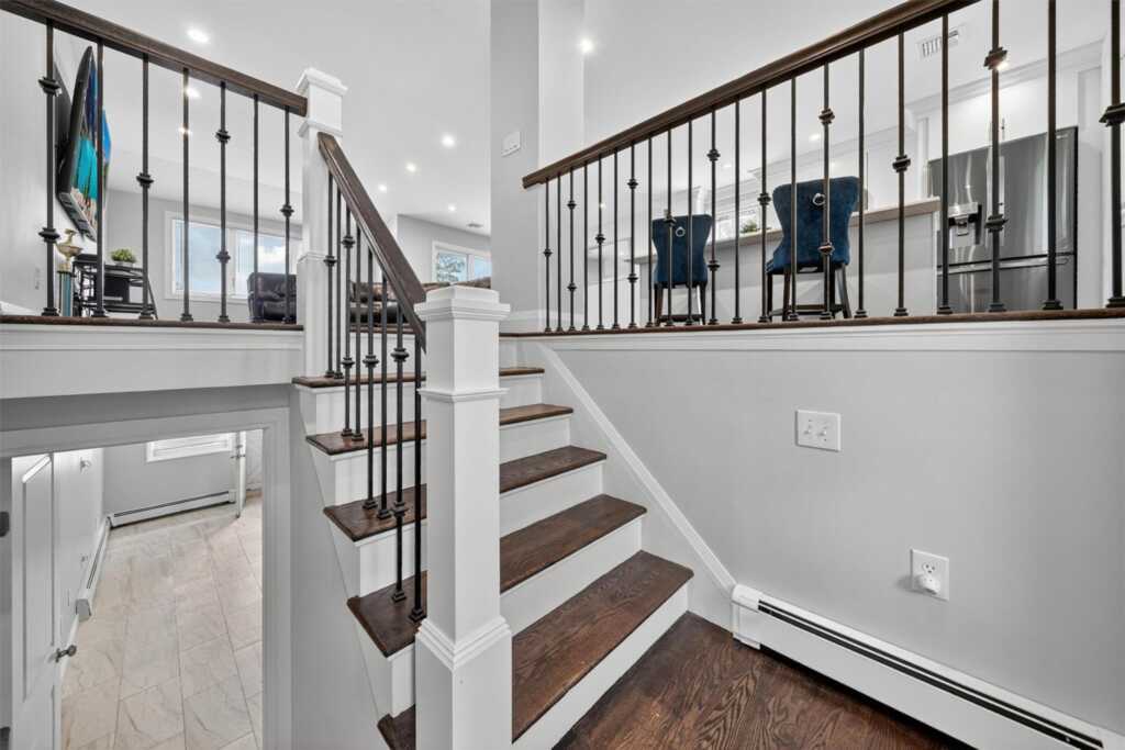 76 Amundsen Lane, New City, NY 10956 - Photo 2 of 45