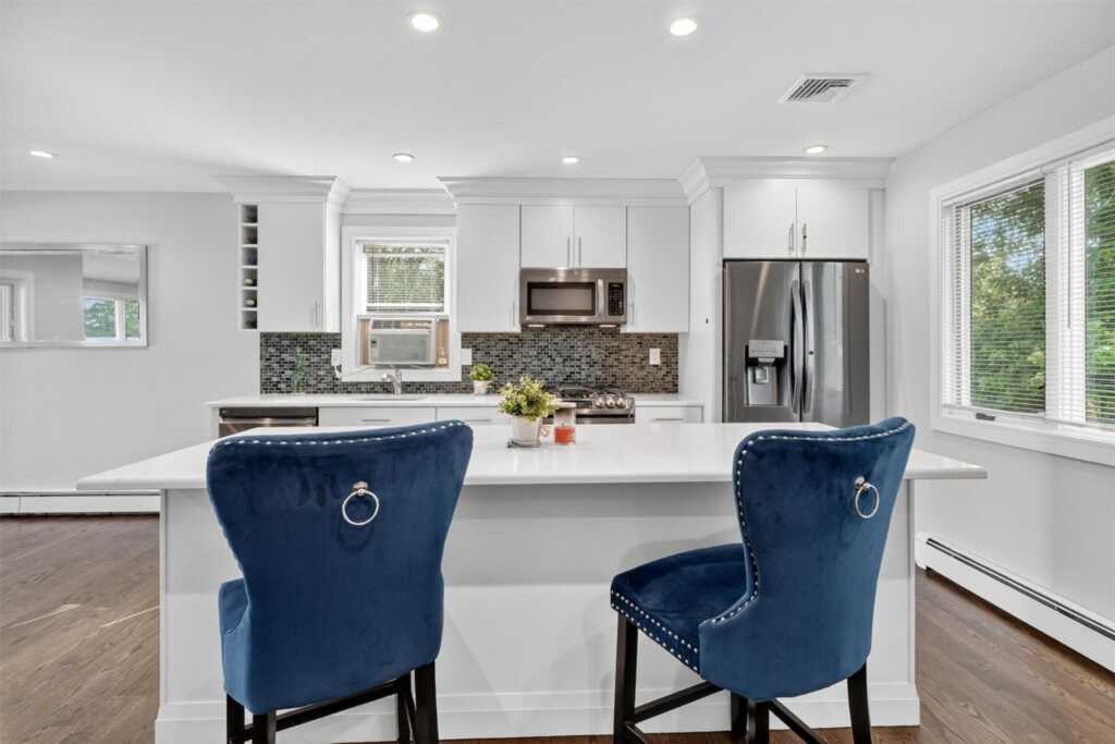 76 Amundsen Lane, New City, NY 10956 - Photo 3 of 45