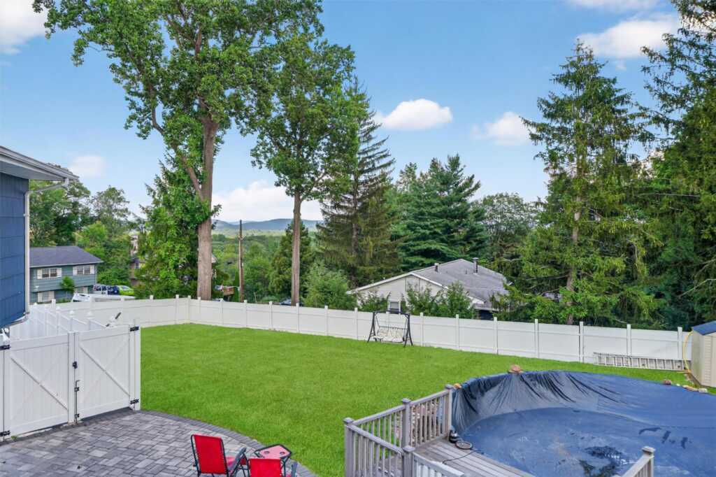 76 Amundsen Lane, New City, NY 10956 - Photo 36 of 45