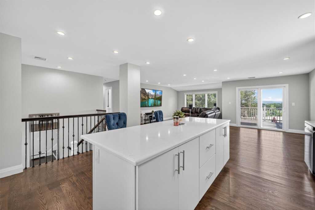 76 Amundsen Lane, New City, NY 10956 - Photo 8 of 45