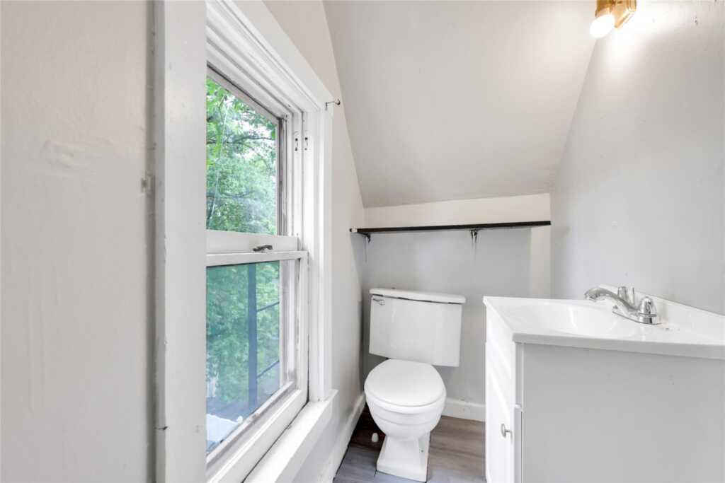70 E Maple, Unit #2F, Suffern, NY 10901 - Photo 10 of 12