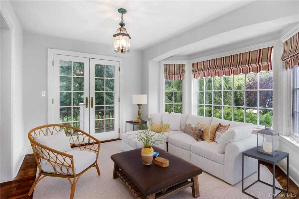 96 Mendota Avenue, Rye, NY 10580 - Photo 4 of 18