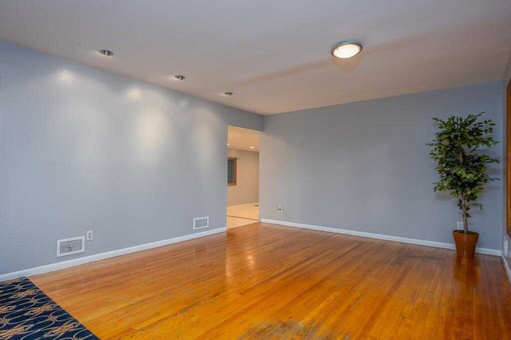40 James Street, New City, NY 10956 - Photo 11 of 45