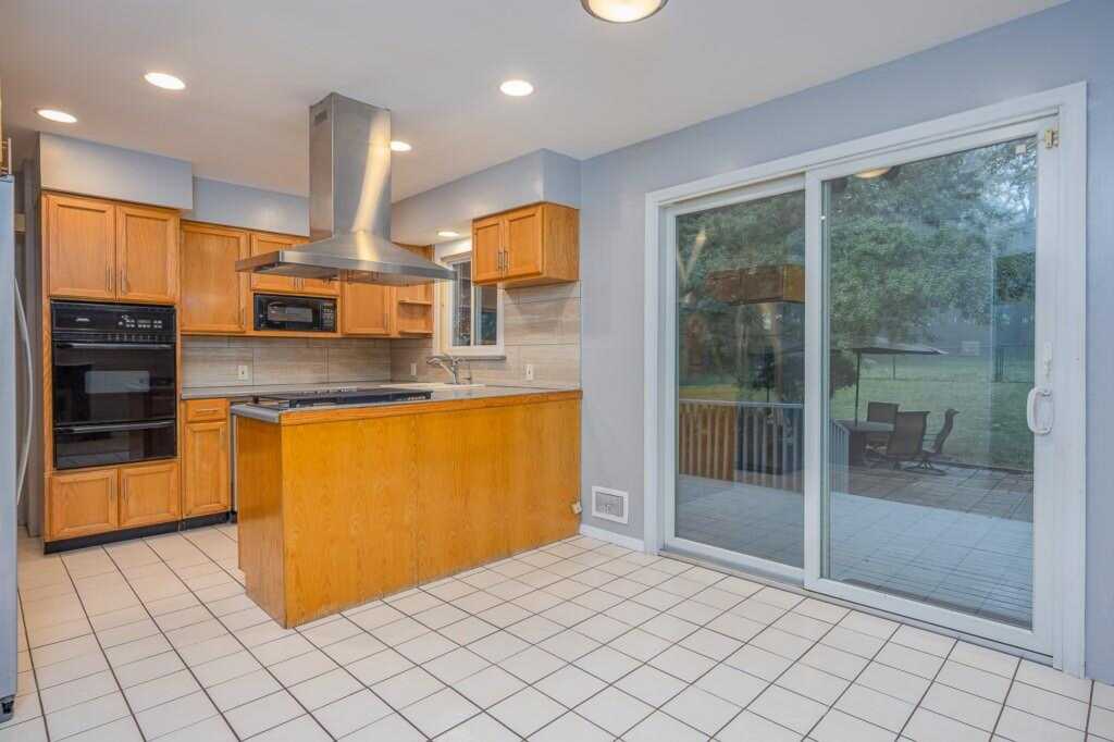 40 James Street, New City, NY 10956 - Photo 8 of 45