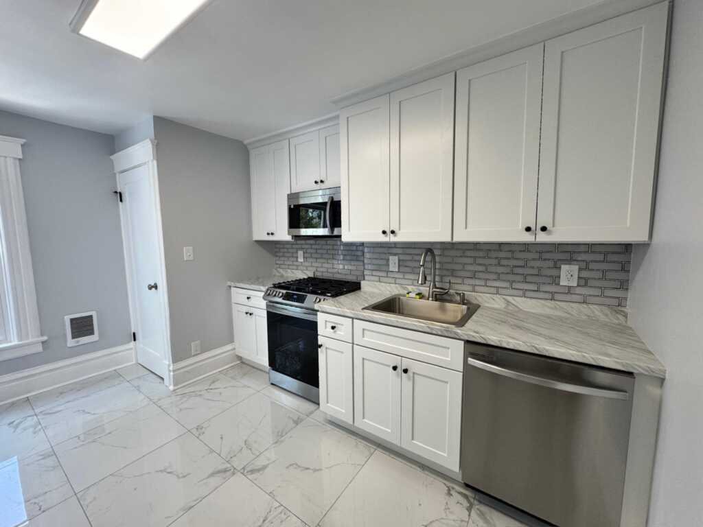 18 Edgewood Street, White Plains, NY 10605 - Photo 19 of 46