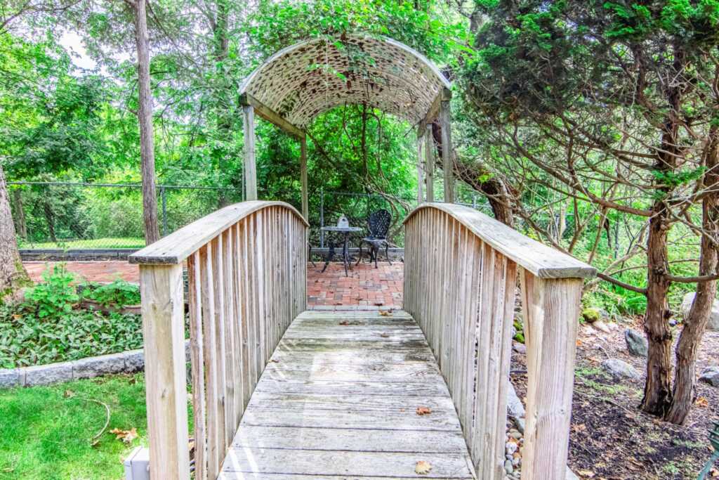 11 Hillside Court, Suffern, NY 10901 - Photo 34 of 43