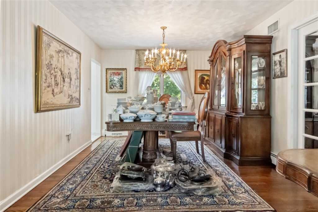 11 Hillside Court, Suffern, NY 10901 - Photo 6 of 43