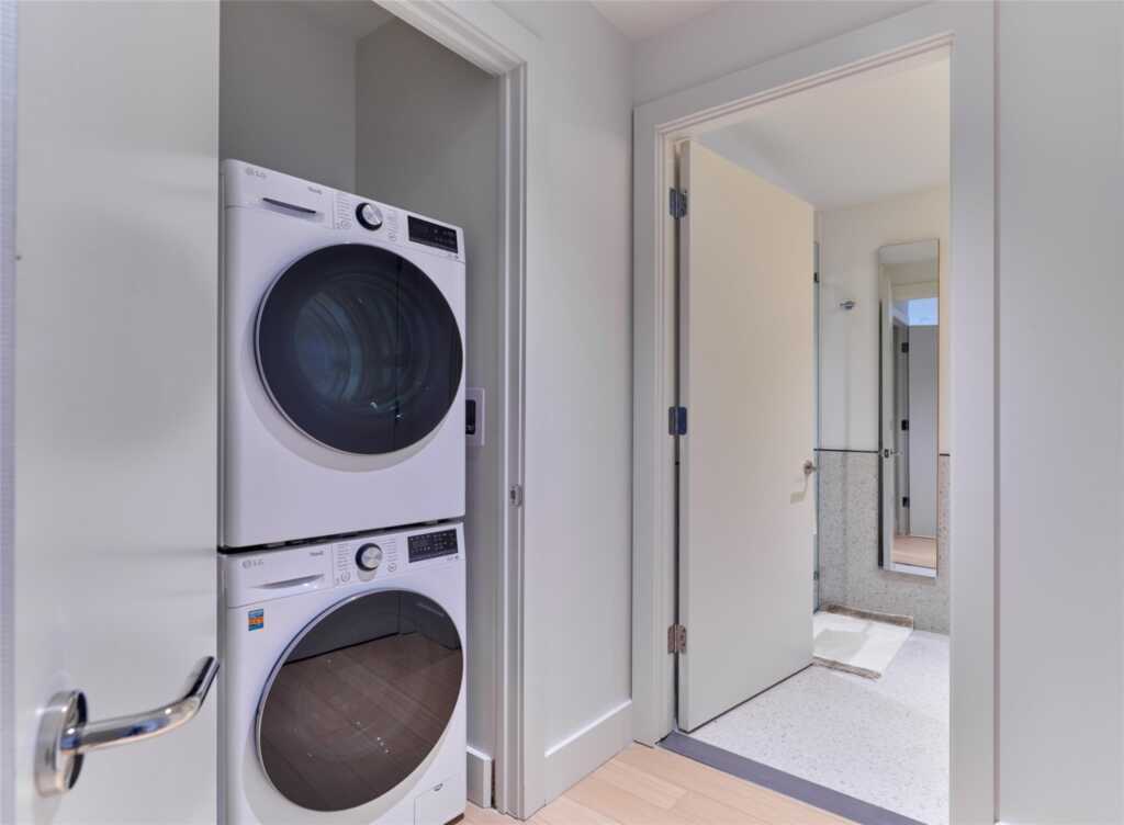 33 Westchester Place, Unit #10D, New Rochelle, NY 10801 - Photo 7 of 8