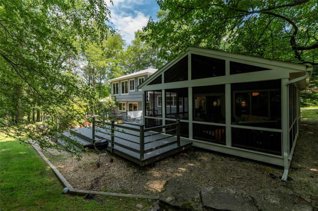 204 Radcliff Drive, Nyack, NY 10960 - Photo 34 of 44