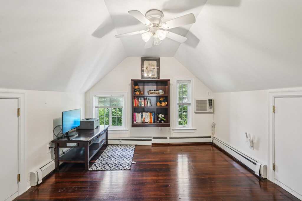 3 Bryant Avenue, White Plains, NY 10605 - Photo 27 of 50