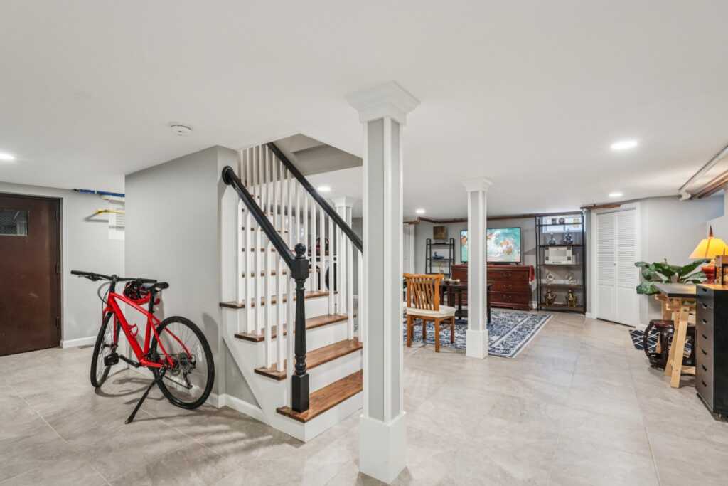 3 Bryant Avenue, White Plains, NY 10605 - Photo 31 of 50
