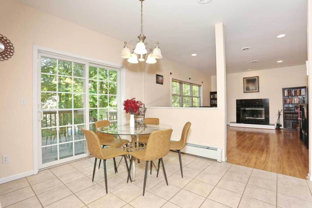 67 Airmont Road, Suffern, NY 10901 - Photo 10 of 37