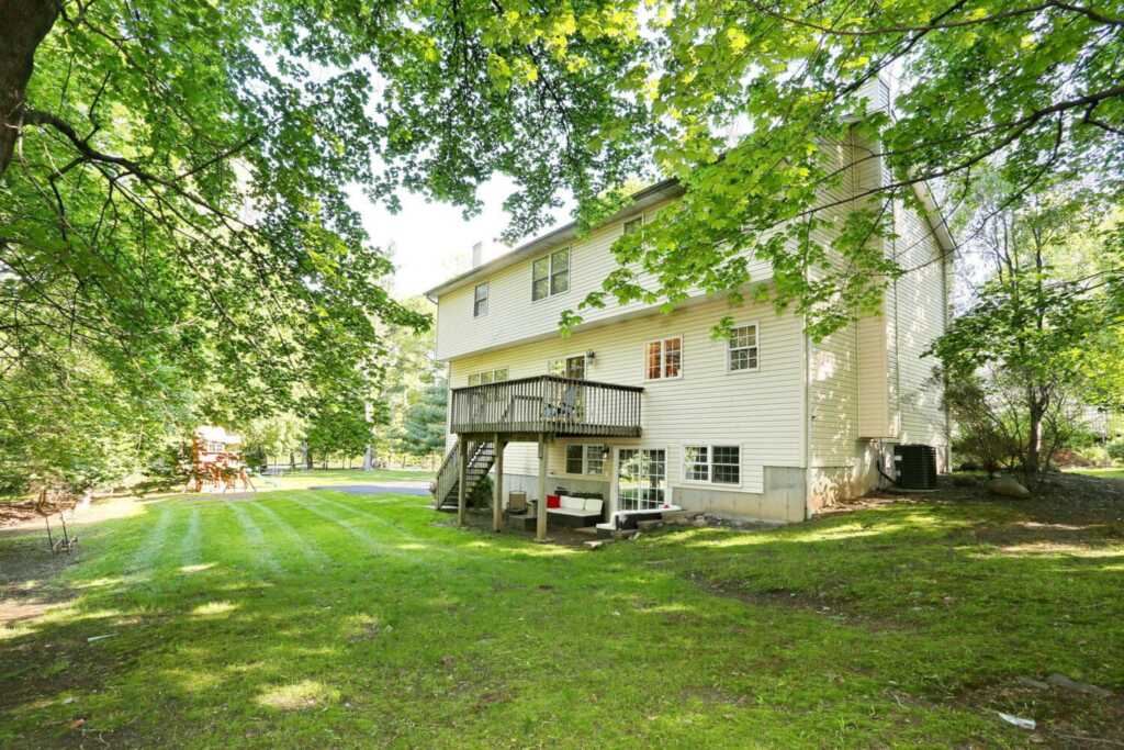 67 Airmont Road, Suffern, NY 10901 - Photo 29 of 37