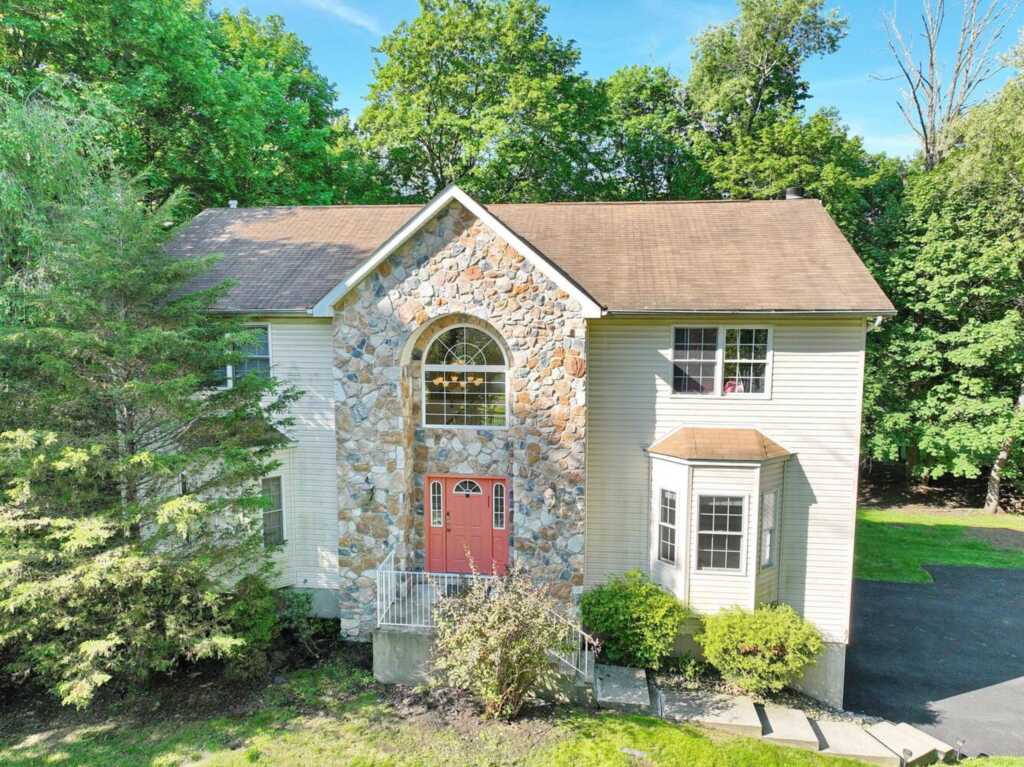 67 Airmont Road, Suffern, NY 10901 - Photo 32 of 37