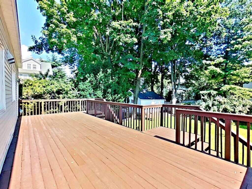 49 Palisade Road, Rye, NY 10580 - Photo 3 of 13