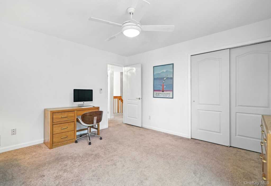 133 Woodbrook Road, White Plains, NY 10605 - Photo 17 of 47