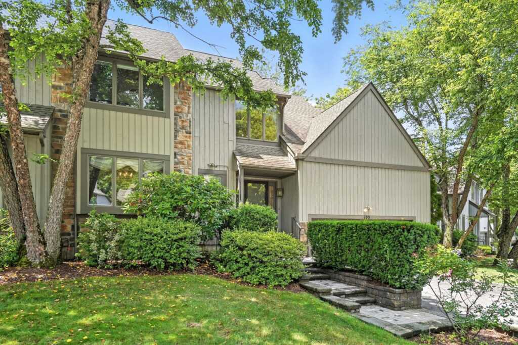 133 Woodbrook Road, White Plains, NY 10605 - Photo 35 of 47