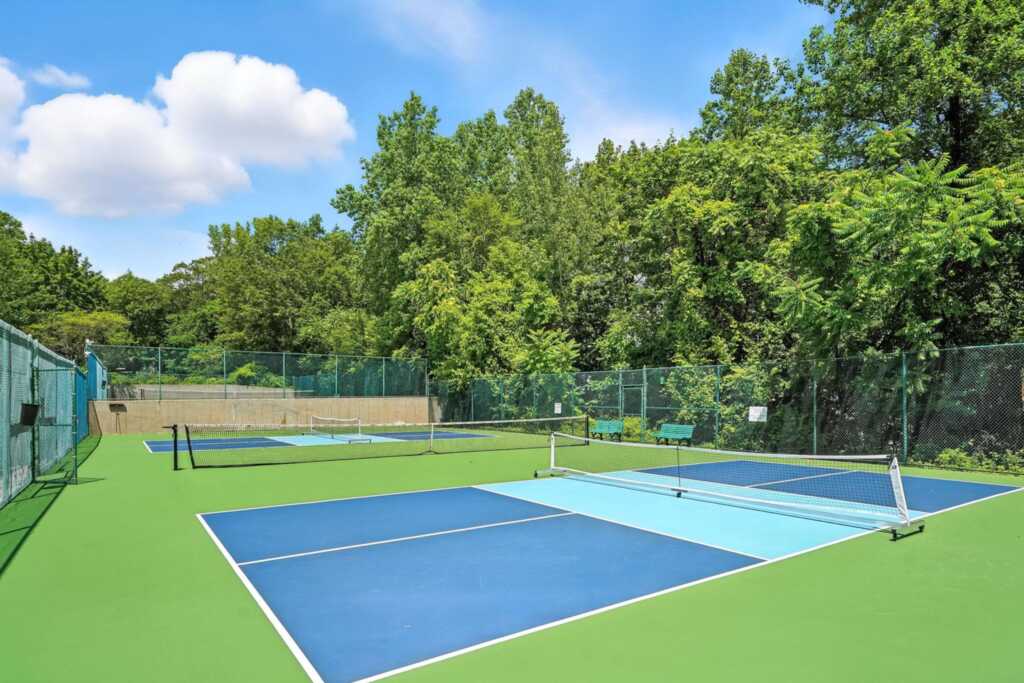 133 Woodbrook Road, White Plains, NY 10605 - Photo 40 of 47