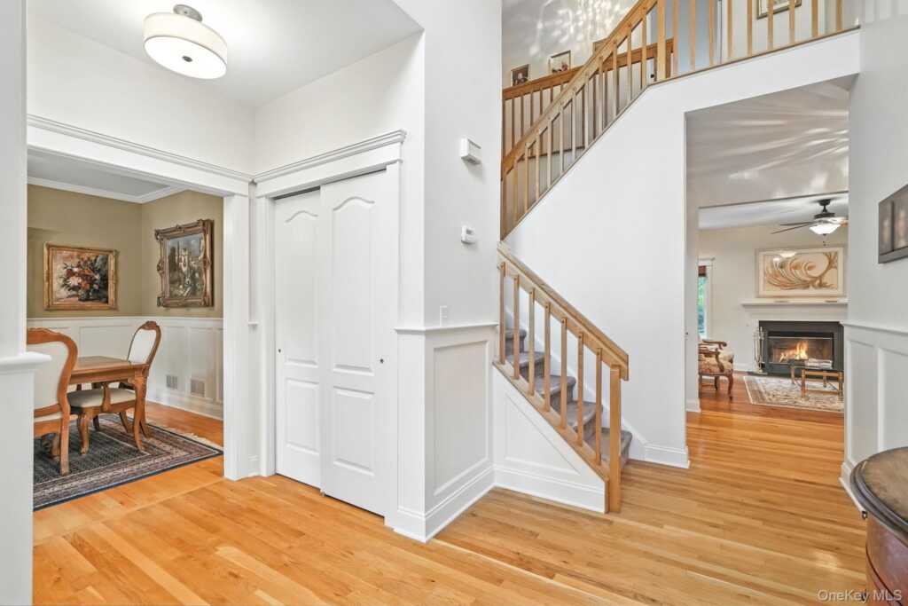 133 Woodbrook Road, White Plains, NY 10605 - Photo 9 of 47