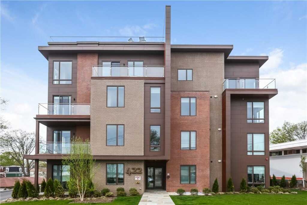 422 Boston Post Road, Unit #301, Rye, NY 10543