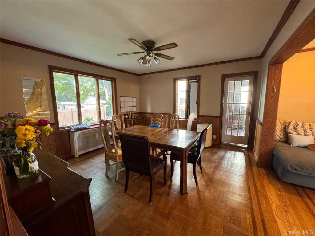 45 Davis Avenue, New Rochelle, NY 10805 - Photo 5 of 19
