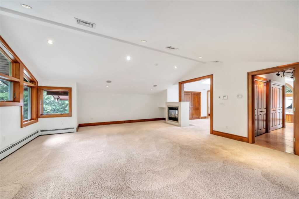 597 Mountain Road, New City, NY 10956 - Photo 38 of 49