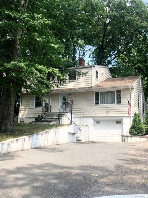 144 Railroad Avenue, Unit #Upstairs#, Pearl River, NY 10965 - Photo 1 of 20