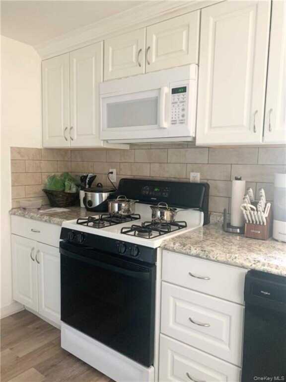 144 Railroad Avenue, Unit #Upstairs#, Pearl River, NY 10965 - Photo 5 of 20