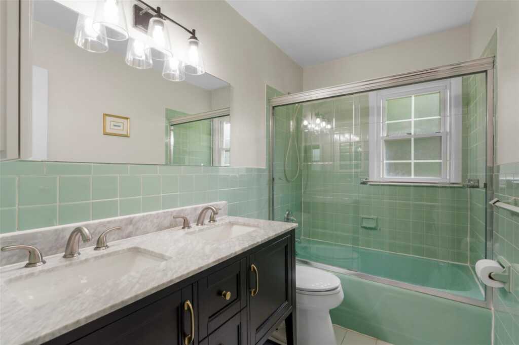 50 Puritan Drive, New Rochelle, NY 10583 - Photo 17 of 29