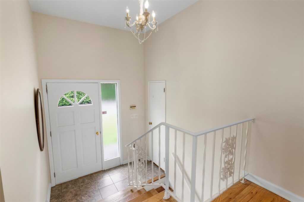 50 Puritan Drive, New Rochelle, NY 10583 - Photo 19 of 29