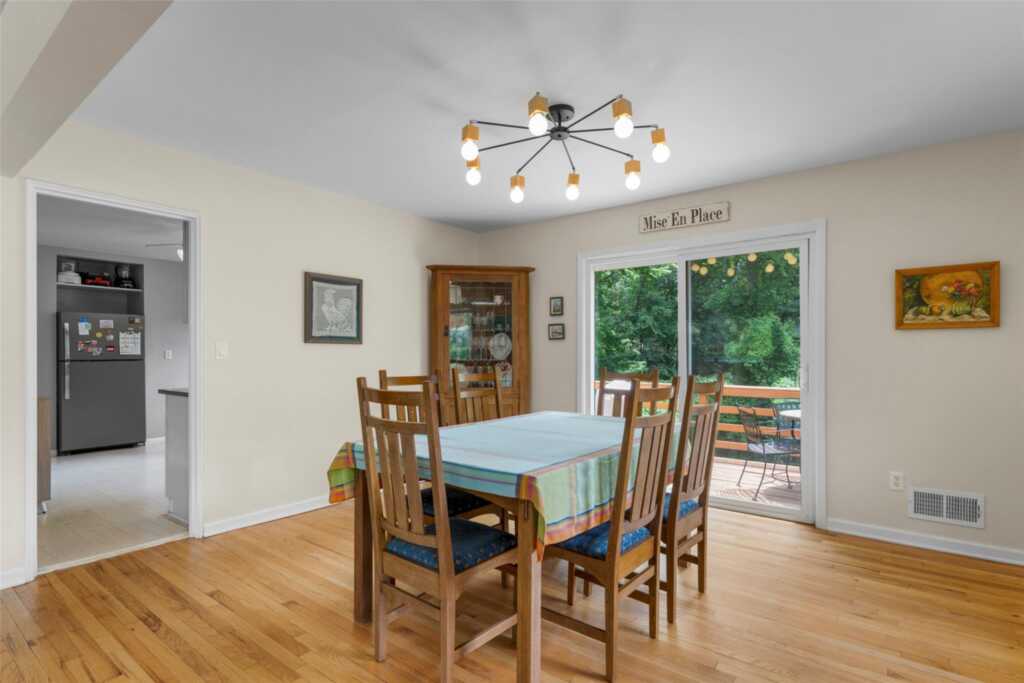 50 Puritan Drive, New Rochelle, NY 10583 - Photo 7 of 29