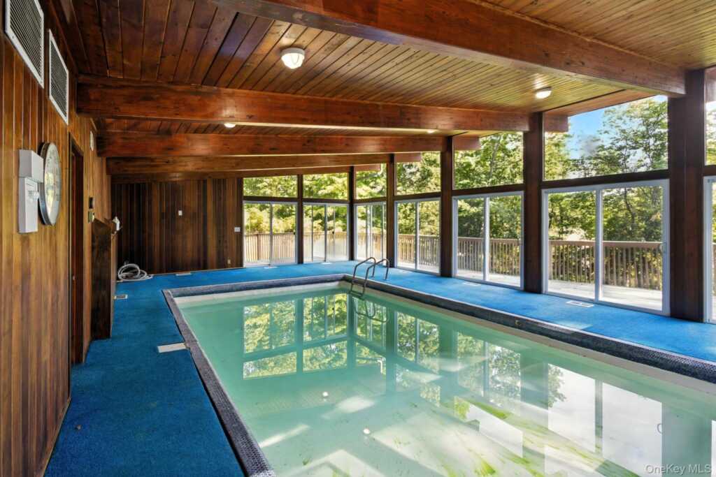 21 Hillside Court, Suffern, NY 10901 - Photo 10 of 25