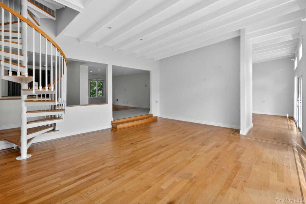 21 Hillside Court, Suffern, NY 10901 - Photo 15 of 25