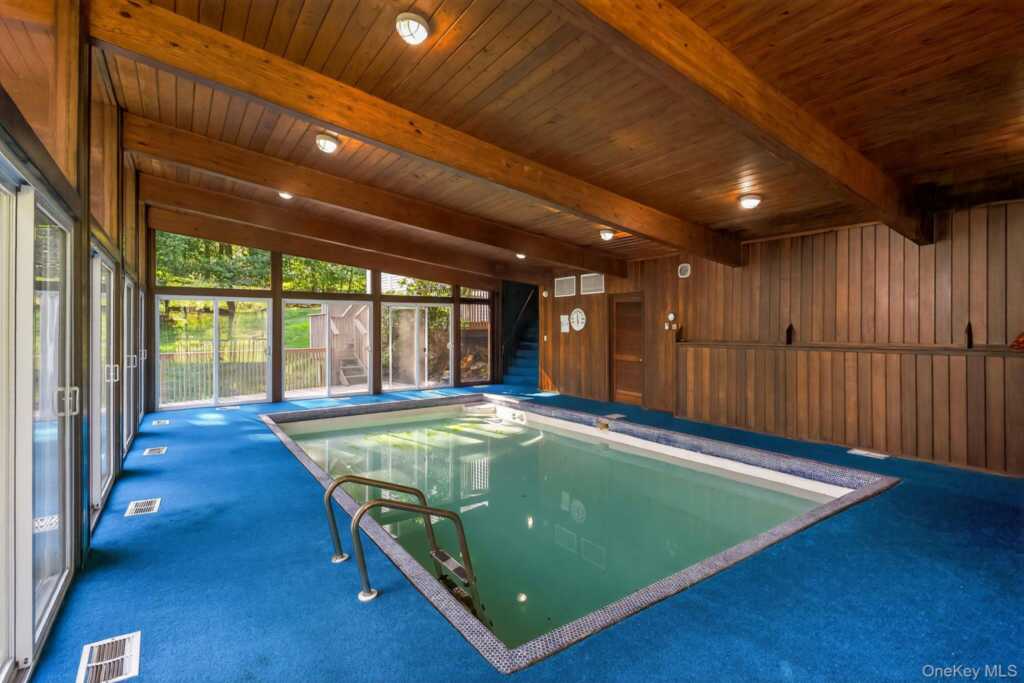 21 Hillside Court, Suffern, NY 10901 - Photo 4 of 25